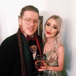 Meet your Posher, Chris